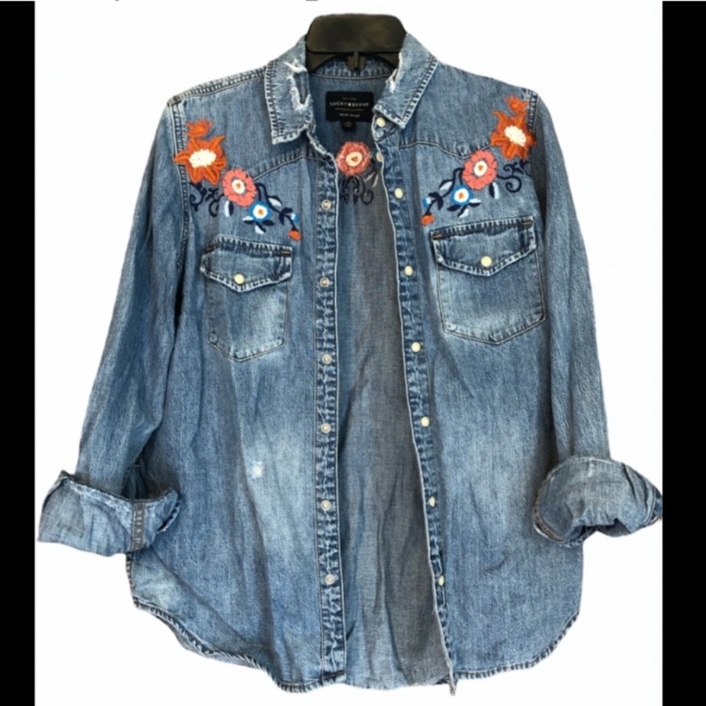 Beautiful distressed embroidered denim snap shirt